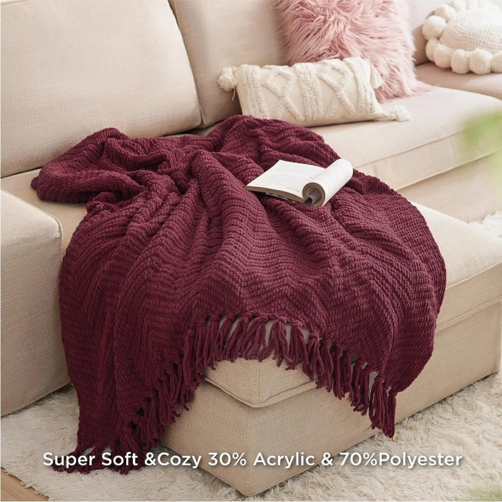West Elm Chevron Fringe Pattern Burgundy Red Cozy Knit Blanket Fall/Winter Gift